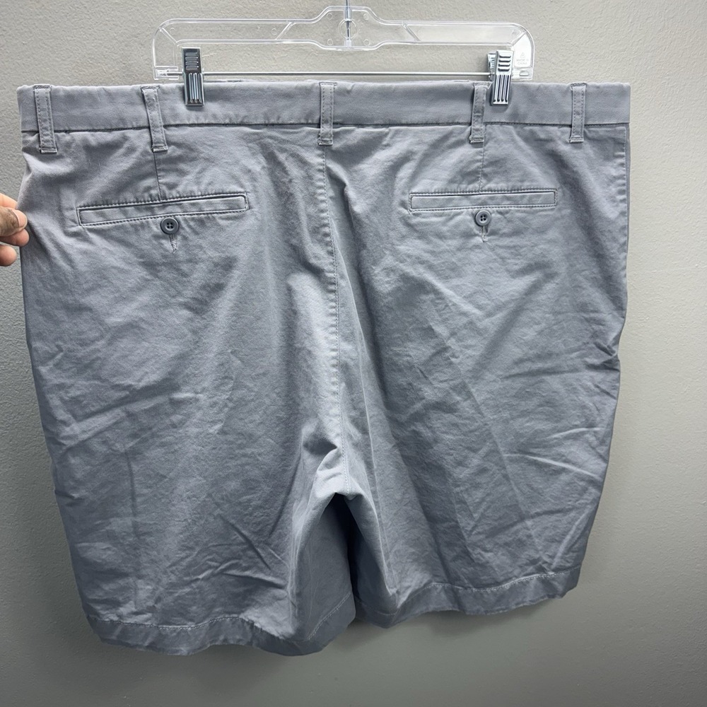 Roundtree & Yorke Casuals Men's Gray Flat Front Shorts Size 44 - Picture 2 of 8